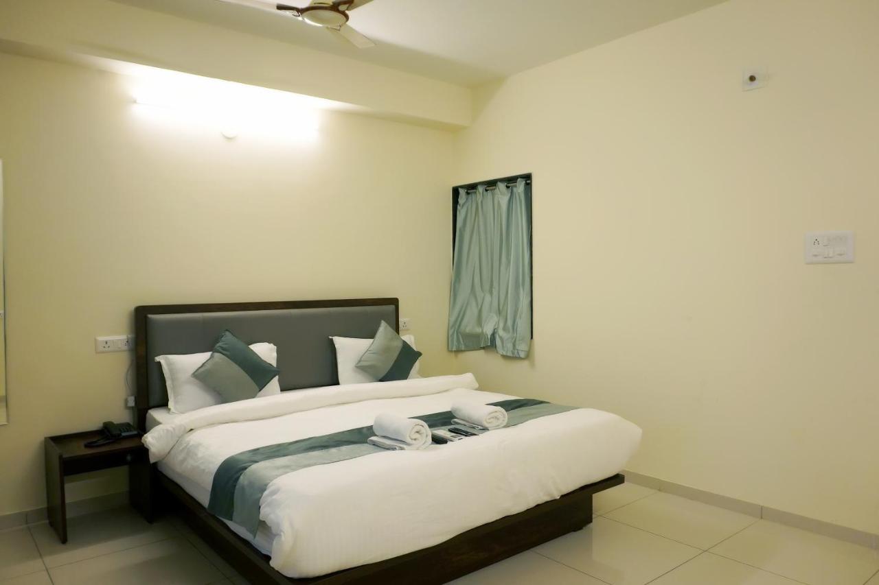 Hotel Nova Sk Rajkot Exterior foto