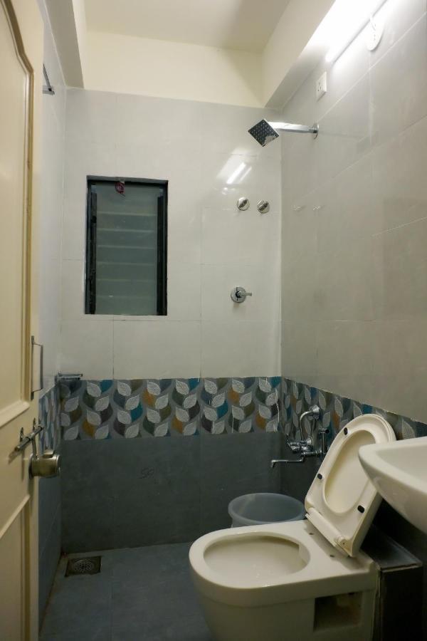 Hotel Nova Sk Rajkot Exterior foto